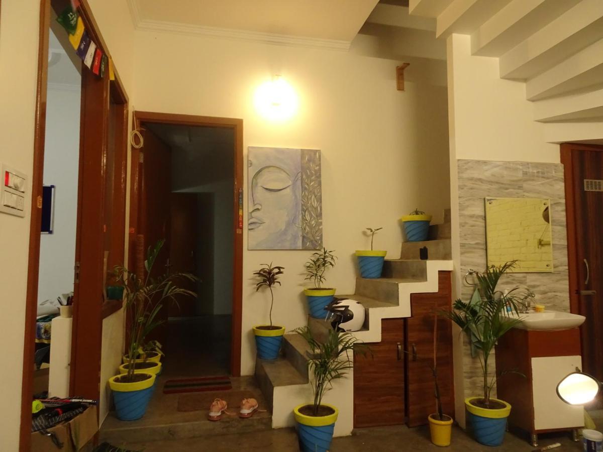 Yomad Hostel - Yoga & Travel Amritsar Exterior photo